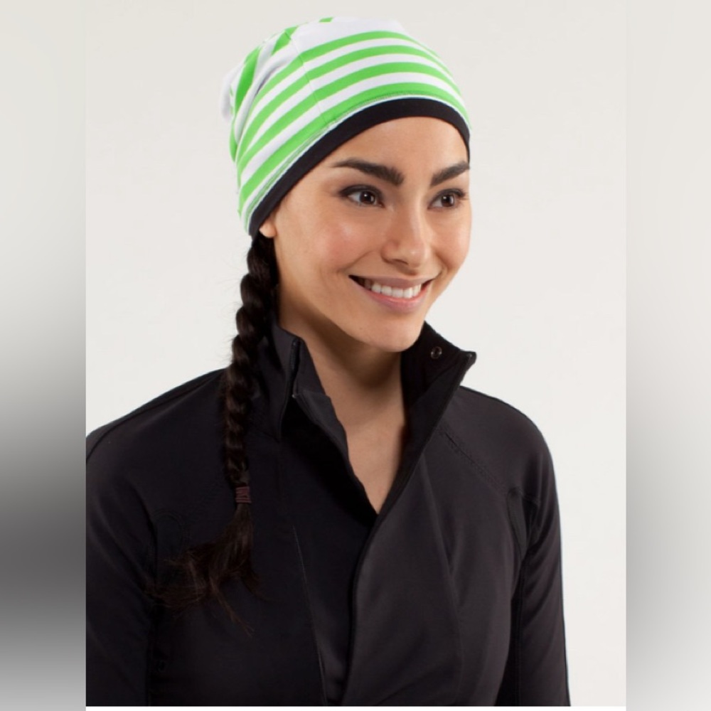 Lululemon double the fun toque reversible run hat